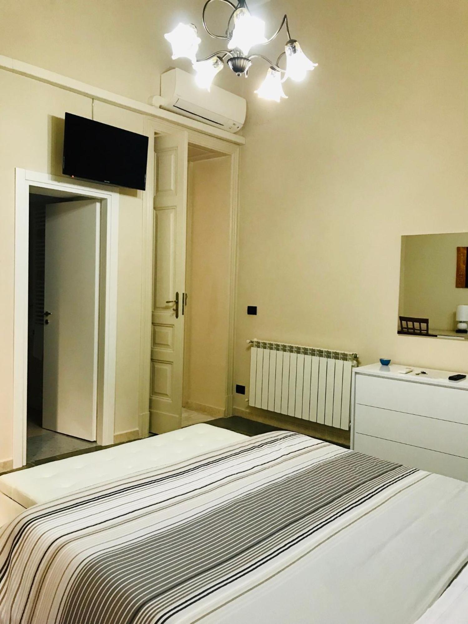 B&B Villa Roma 피아차암머리나 외부 사진