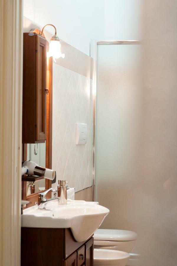 B&B Villa Roma 피아차암머리나 외부 사진