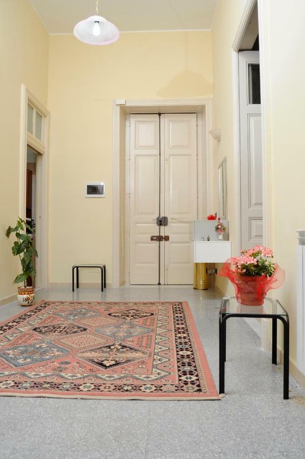B&B Villa Roma 피아차암머리나 외부 사진