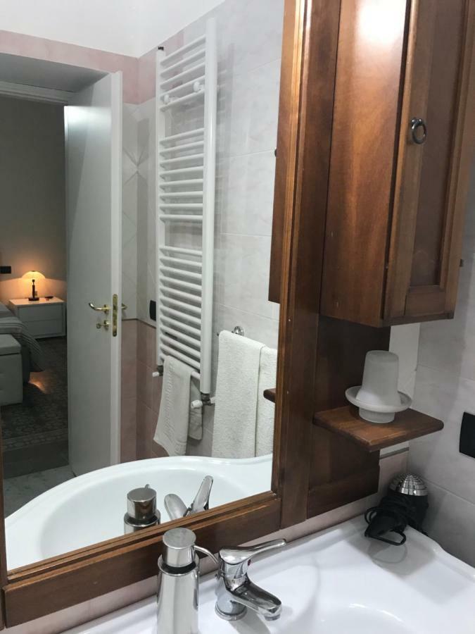 B&B Villa Roma 피아차암머리나 외부 사진